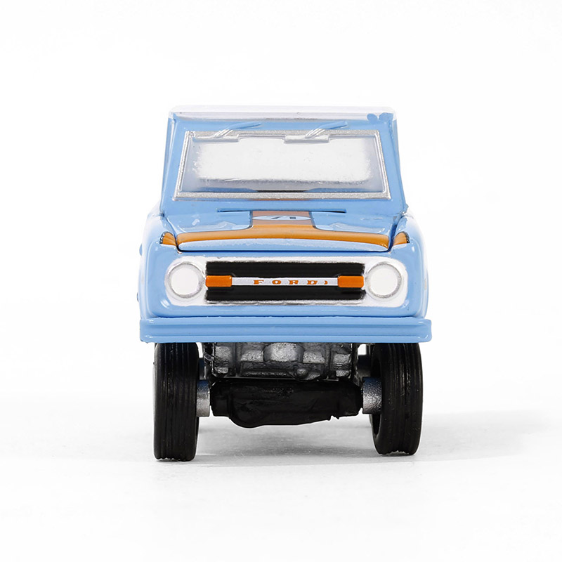 Bronco Custom SUV