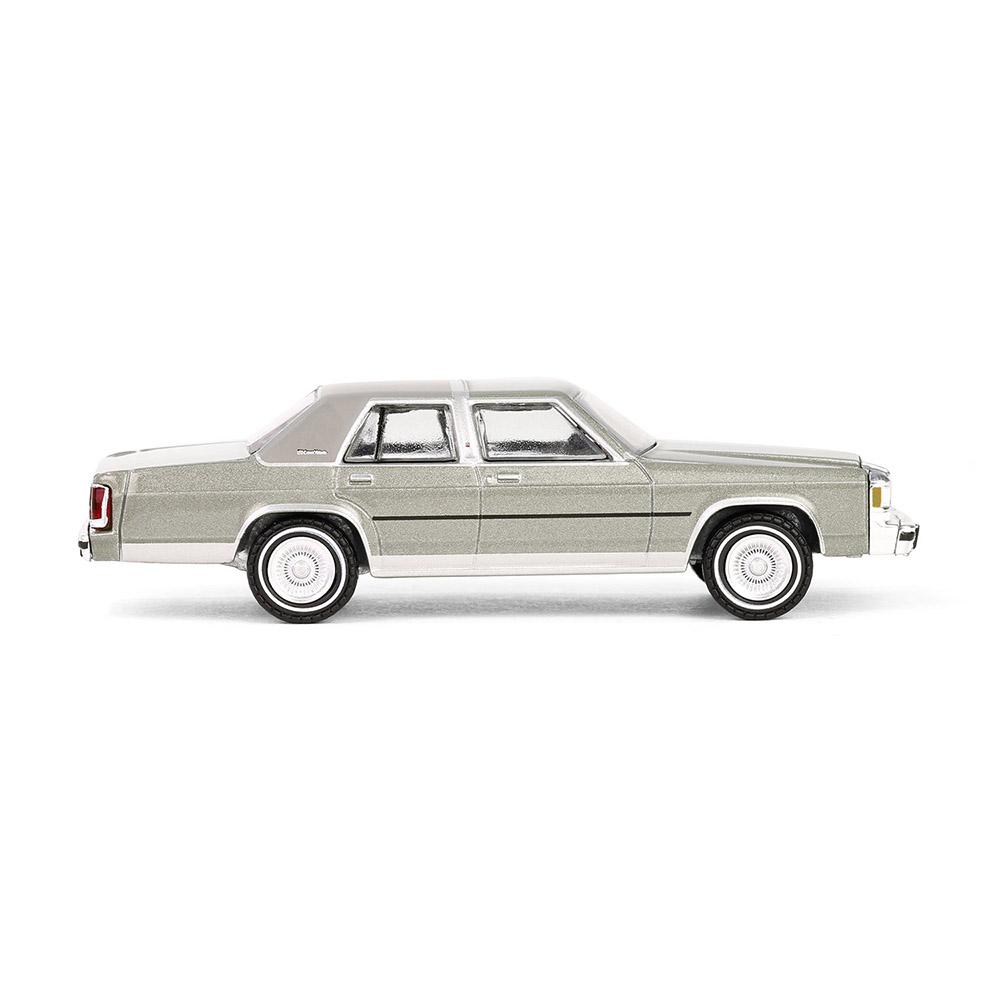 LTD Crown Victoria