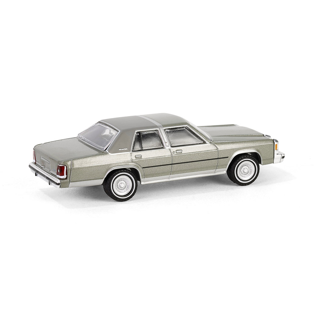 LTD Crown Victoria