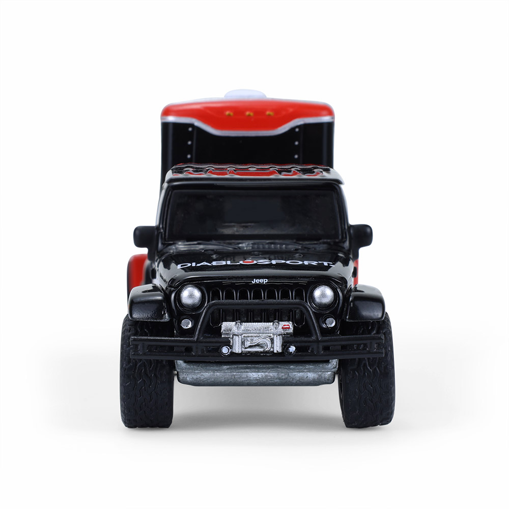 Wrangler Unlimited with Small Cargo Trailer