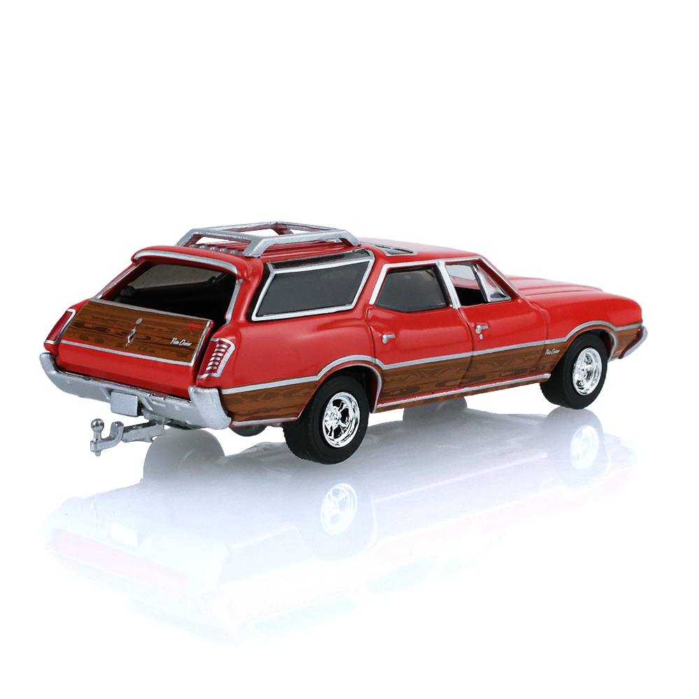 1970 Oldsmobile Vista Cruiser ‐ Rallye Red with Canoe Trailer with Canoe Rack, Canoe and Kayak
