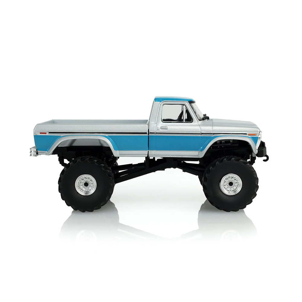 1976 Ford F-250 – Silver Metallic with Teal Green Stripe