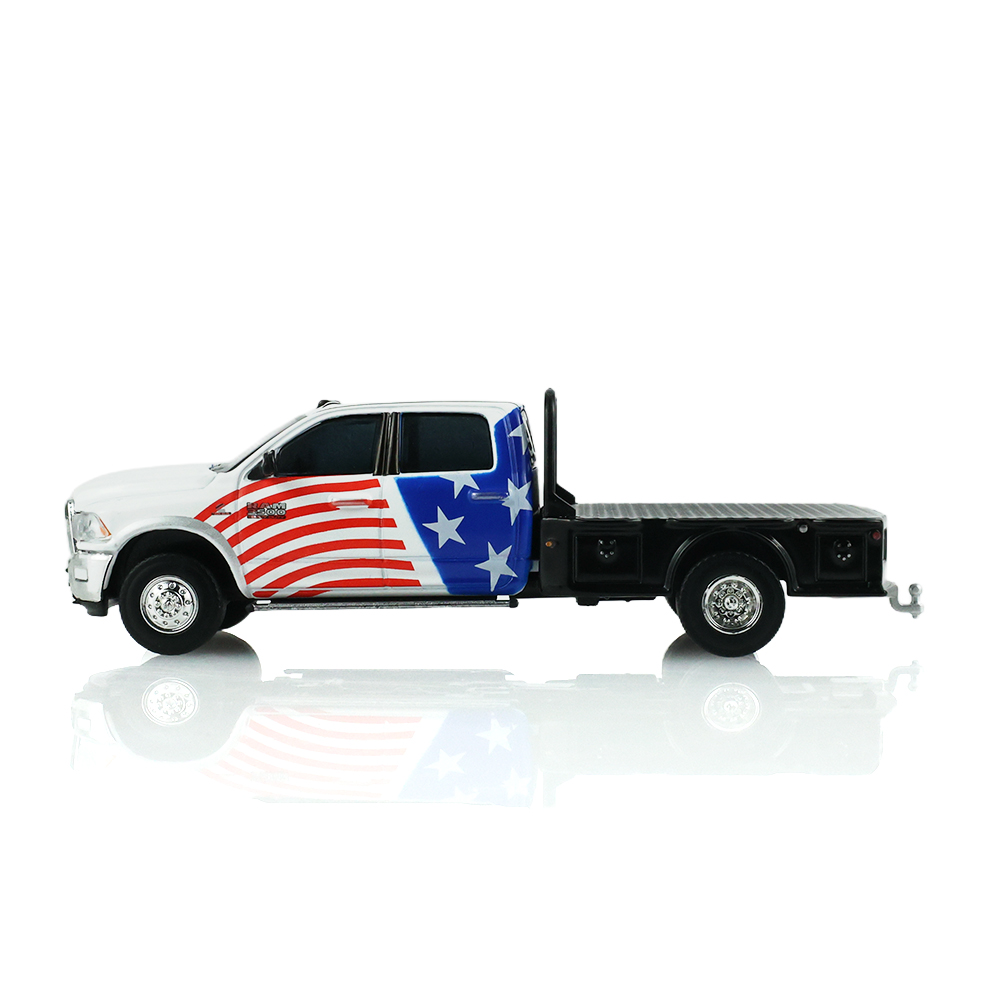 2018 Ram 3500 Dually Flatbed with Statue of Liberty Figurine - America 250 Edition (Hobby Exclusive)