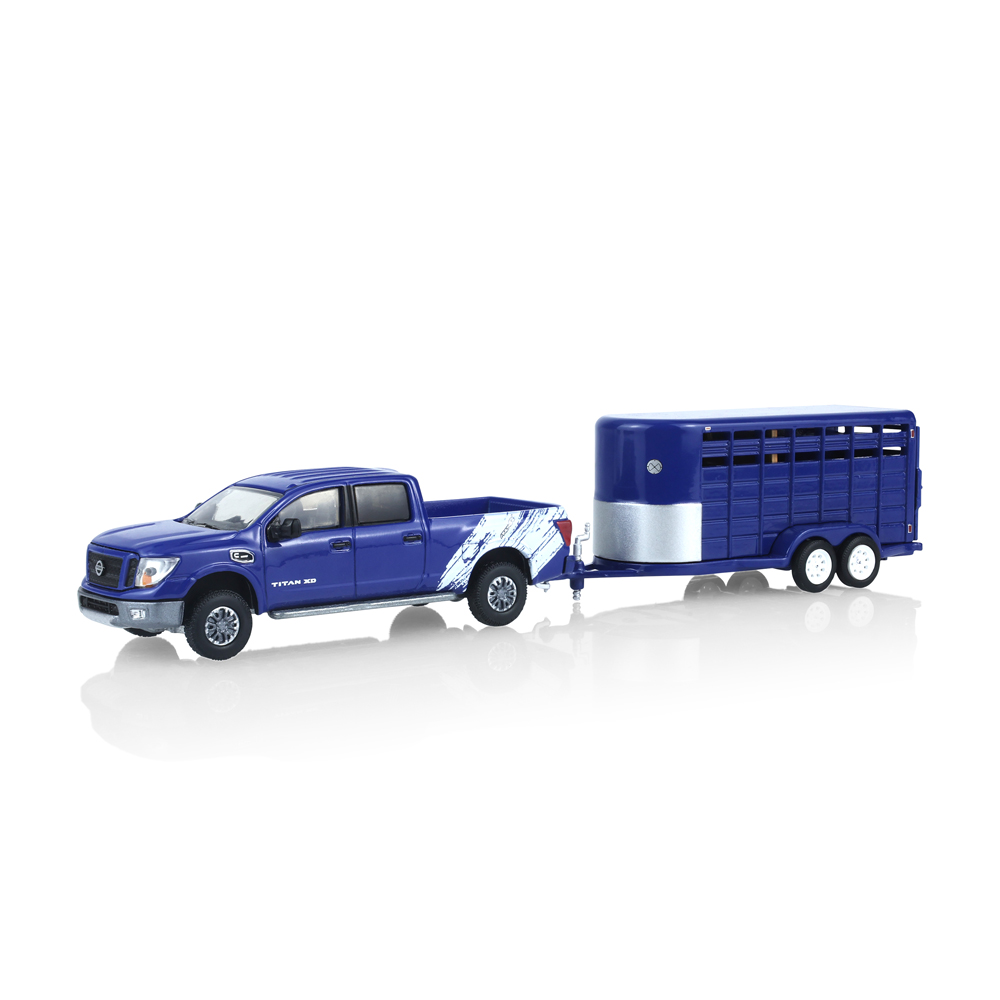 2018 Nissan Titan XD Pro‐4X ‐ Custom Deep Blue Pearl with Livestock Trailer